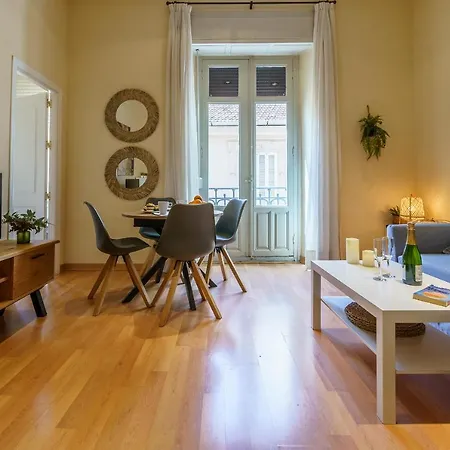 Bright Two-Bedroom Apartment In The Historic Center Malaga Exterior photo