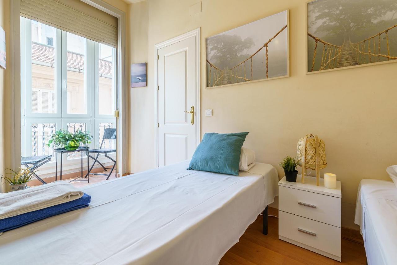 Bright Two-bedroom In The Historic Center Apartment Málaga